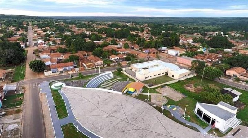 Idoso de 78 anos abusa sexualmente da mãe e 3 filhas e atira contra casa das vÃtimas