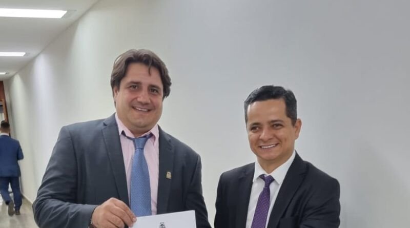 Jorge Frederico e Eduardo Fortes querem gerente do INSS/TO na AL para prestar esclarecimentos sobre falta de médicos peritos em Araguaína e Gurupi