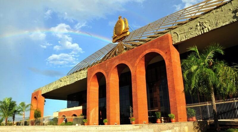 Em semana de santa folga, servidores do Estado só trabalham até essa terça-feira