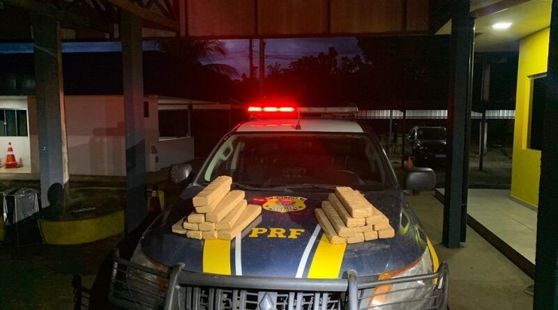 PRF apreende menor com 19 kg de maconha