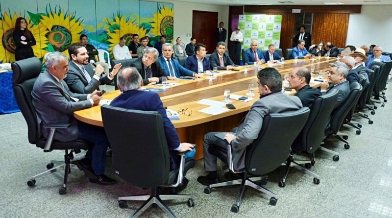 Comissão de Finanças da Aleto promove debate sobre LDO 2026 com Poderes e instituições