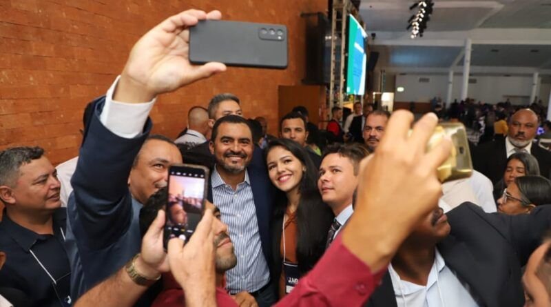 Wanderlei Barbosa participa da XXI Marcha dos Legislativos da União dos Vereadores do Brasil