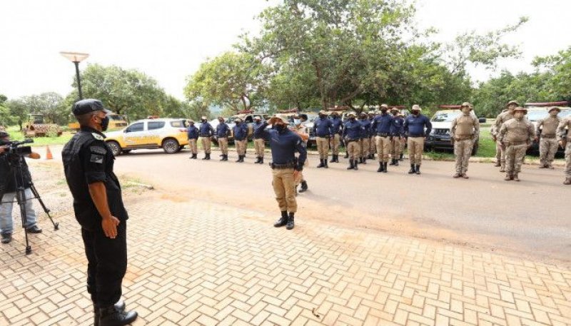 Comando Geral da PMTO apresenta em solenidade, o novo fardamento do BPMRED