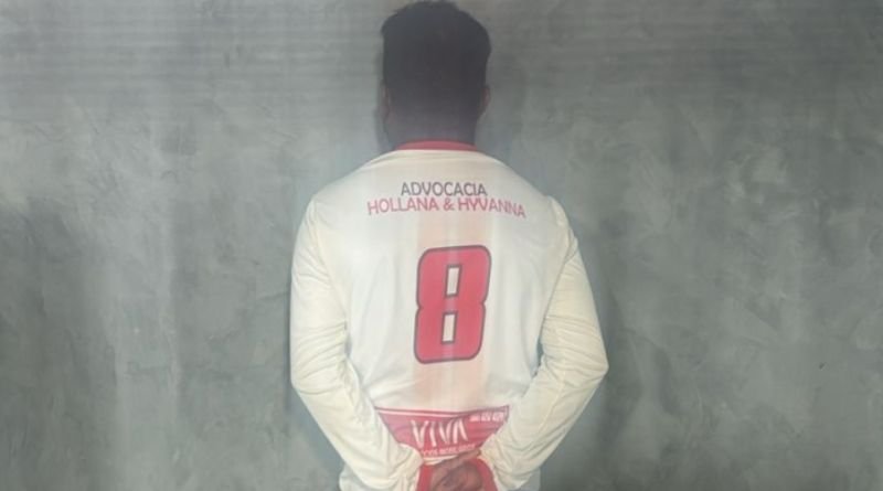 Homem de 36 anos é preso suspeito de agredir e ameaçar a companheira, uma idosa de 81 anos