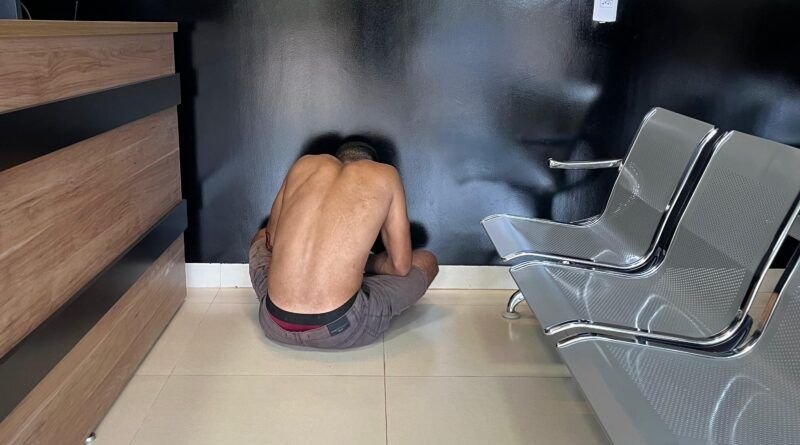 Suspeito de torturar a companheira e foragido da Justiça tenta escapar da Polícia, abandona carro em mata e é preso no Tocantins