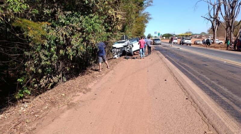 Acidente entre carro e carreta deixa seis mortos na BR-153 em Fátima; entre as vítimas está um bebê de seis meses