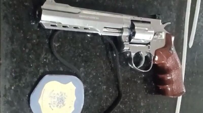 VÍDEO: Dois homens são presos por roubo, cárcere privado e extorsão durante festa de aniversário em Araguaína