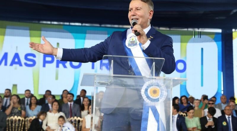 Prefeito afastado Eduardo Siqueira sofre infarto e passa por cateterismo de emergência em Palmas