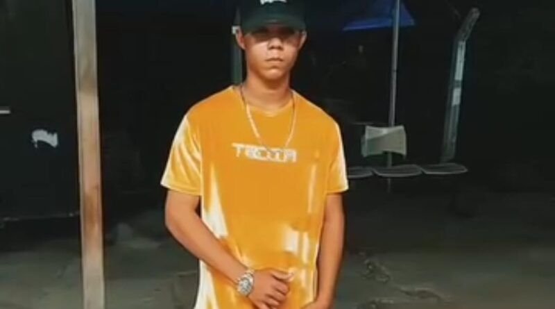 Vítima de facada sobe no telhado de casa, joga telha na cabeça da mãe e morre em Araguaína