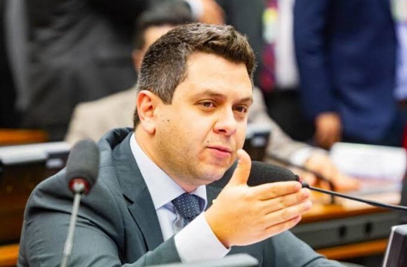 Diplomação de Tiago Dimas como deputado federal é marcada pelo TRE após retotalização