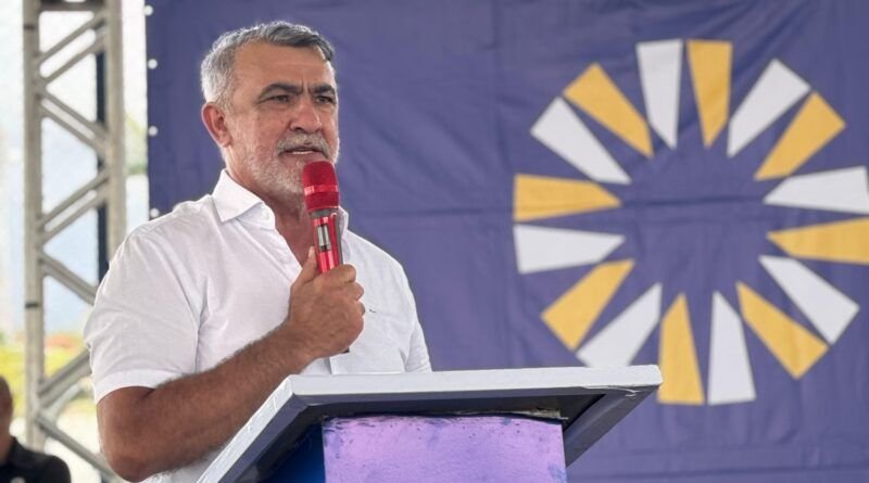 Amélio Cayres acompanha inaugurações em Buriti do Tocantins e defende criação de hospital